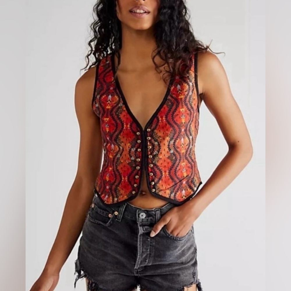 🆕 Free People Gemini vest in rust combo size medium